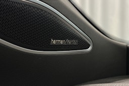 musta Volkswagen ID.4 2025 kuva 38.