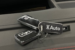 musta Volkswagen ID.4 2025 kuva 40.