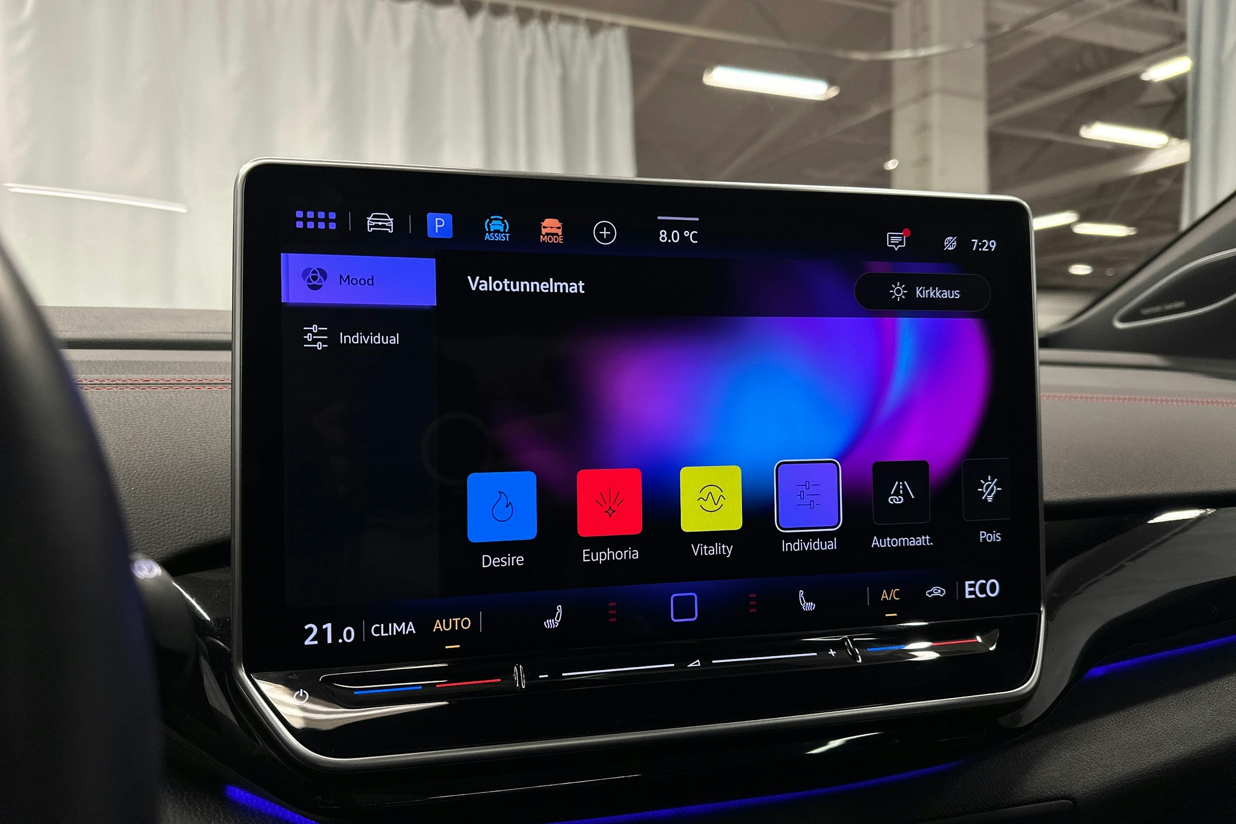 musta Volkswagen ID.4 2025 kuva 24.