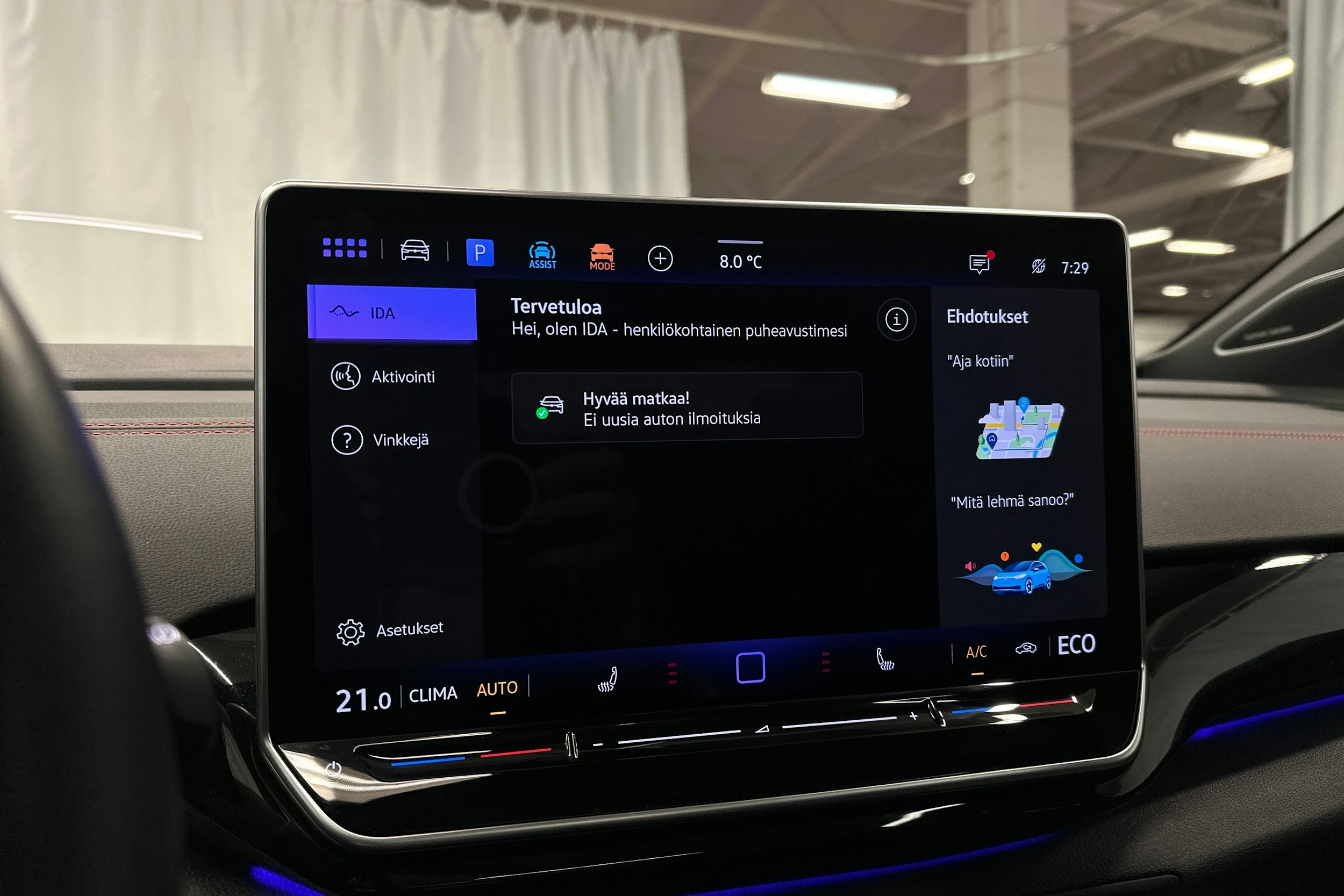 musta Volkswagen ID.4 2025 kuva 25.