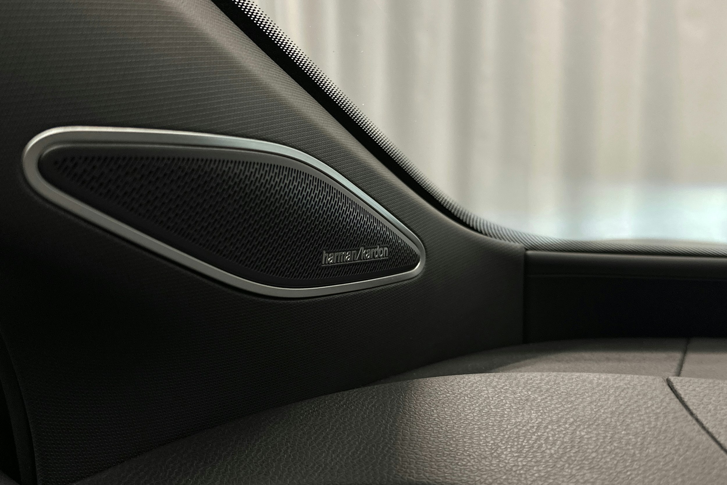 musta Volkswagen ID.4 2025 kuva 26.