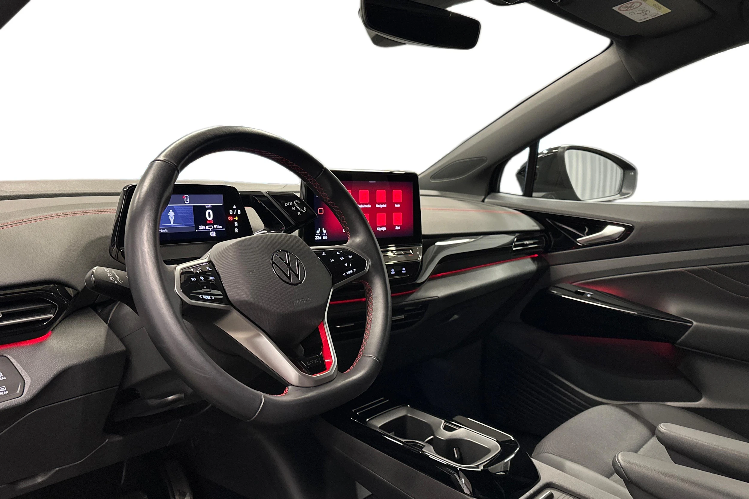 musta Volkswagen ID.4 2024 kuva 6.