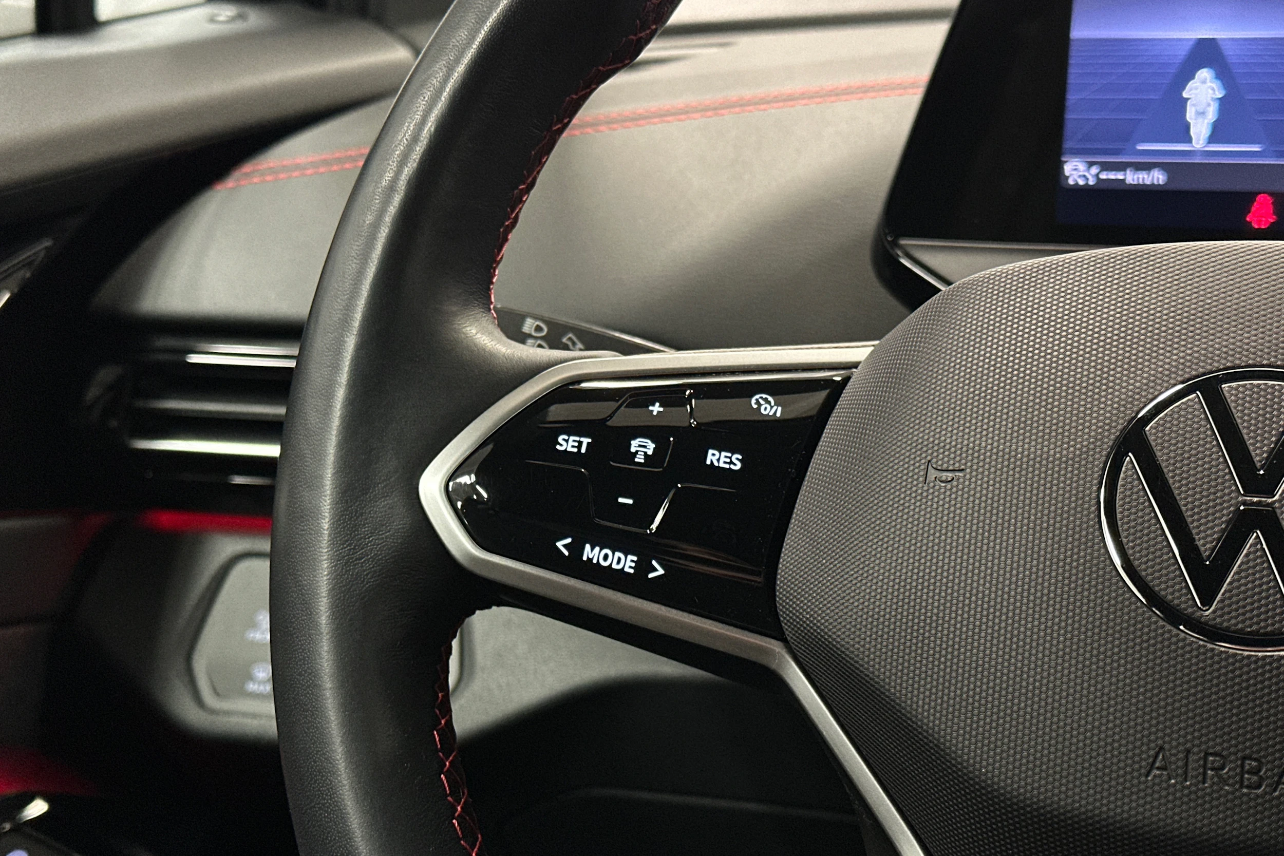 musta Volkswagen ID.4 2024 kuva 14.