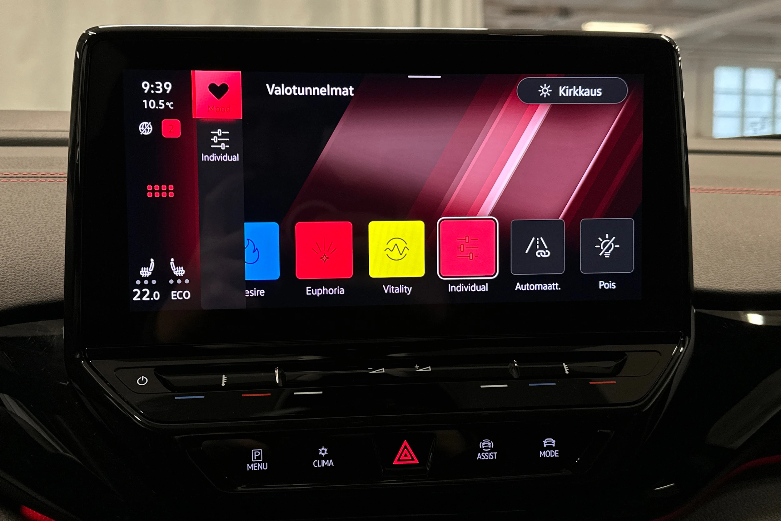 musta Volkswagen ID.4 2024 kuva 20.