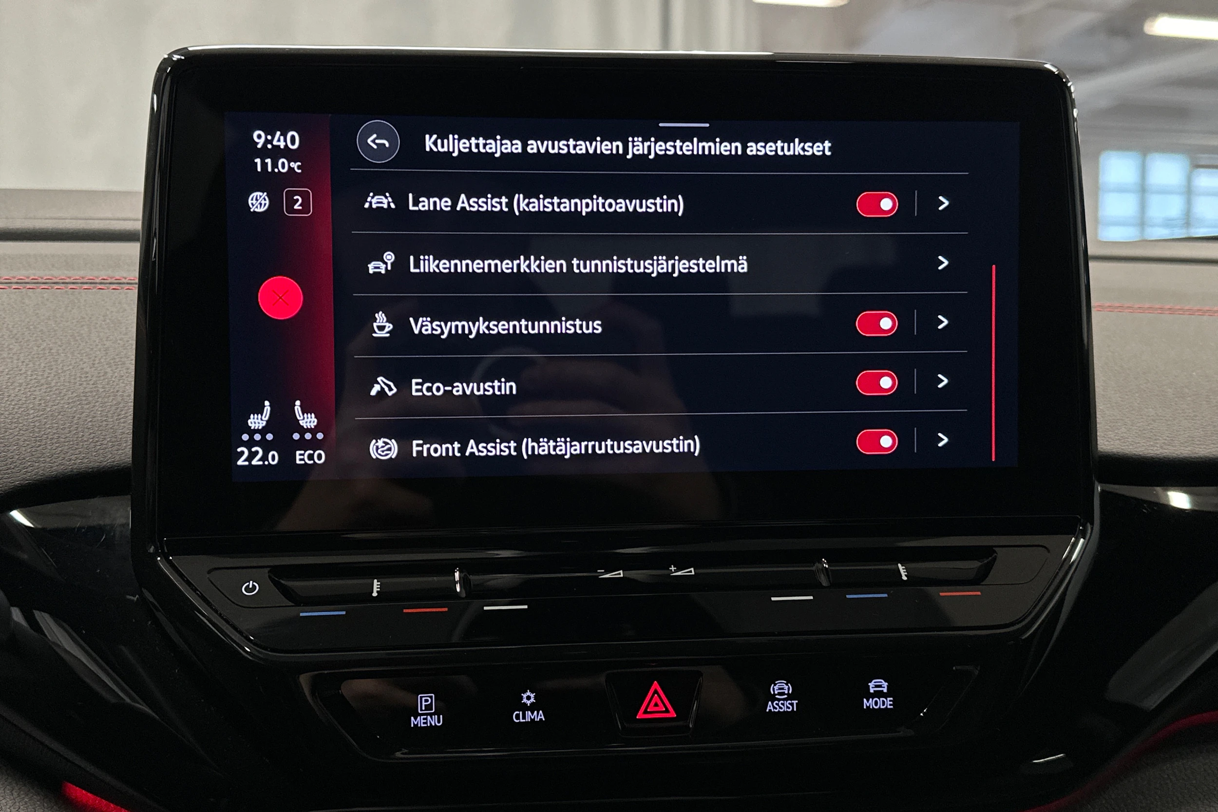 musta Volkswagen ID.4 2024 kuva 23.