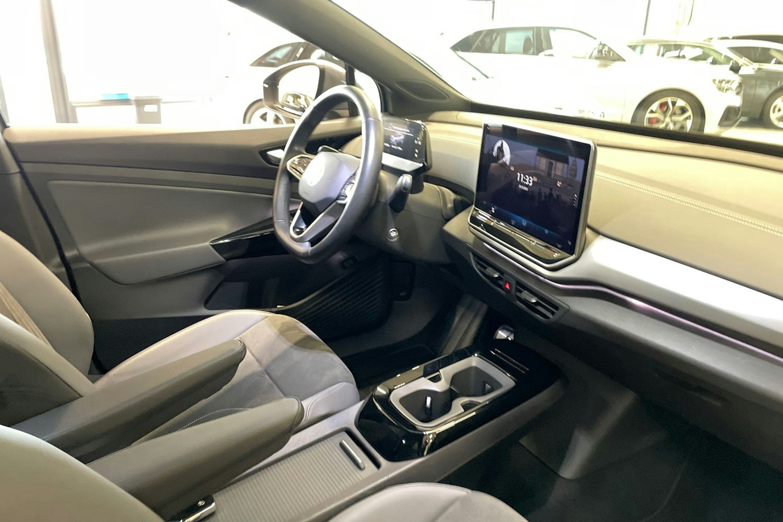 harmaa Volkswagen ID.4 2024 kuva 15.