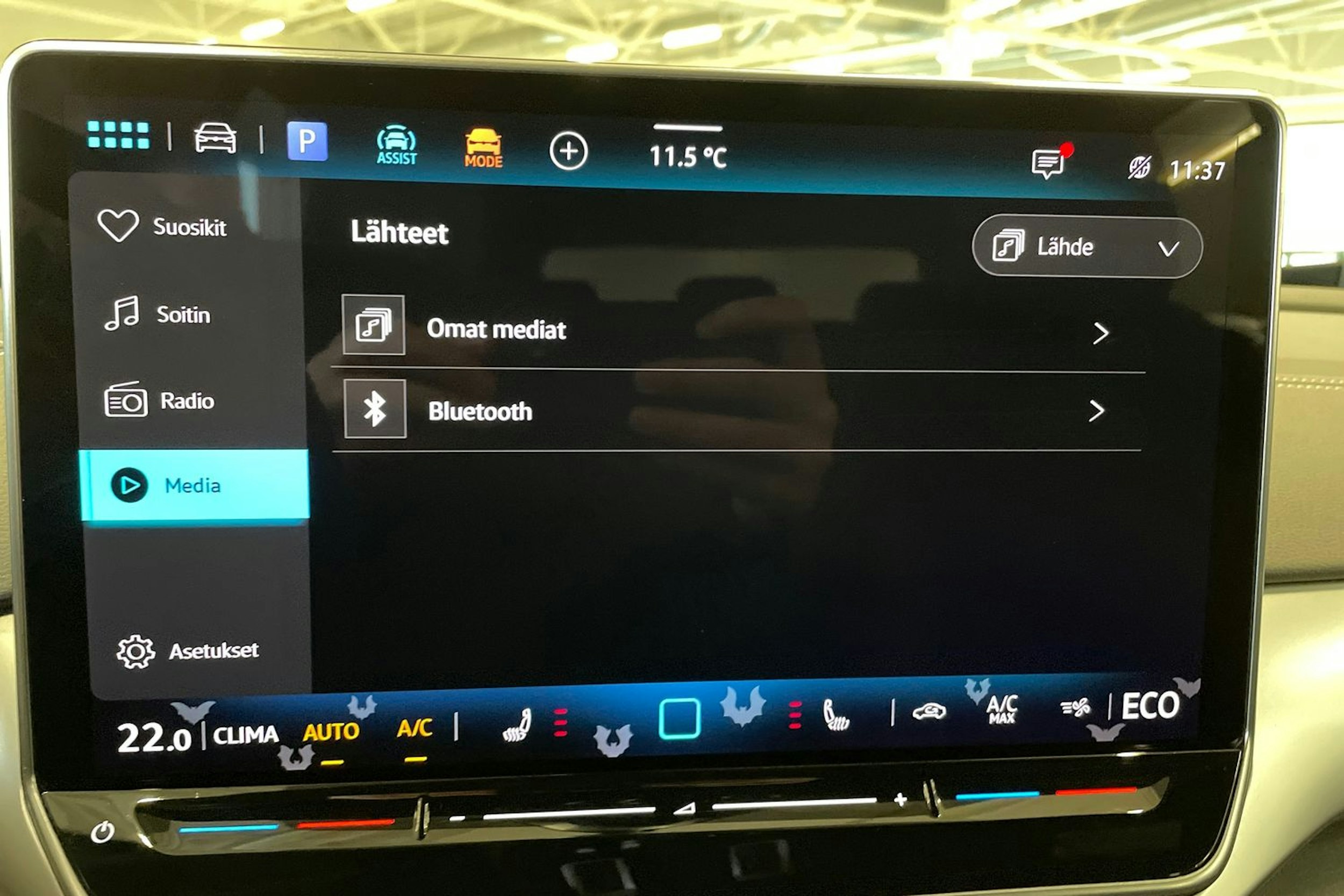 harmaa Volkswagen ID.4 2024 kuva 29.