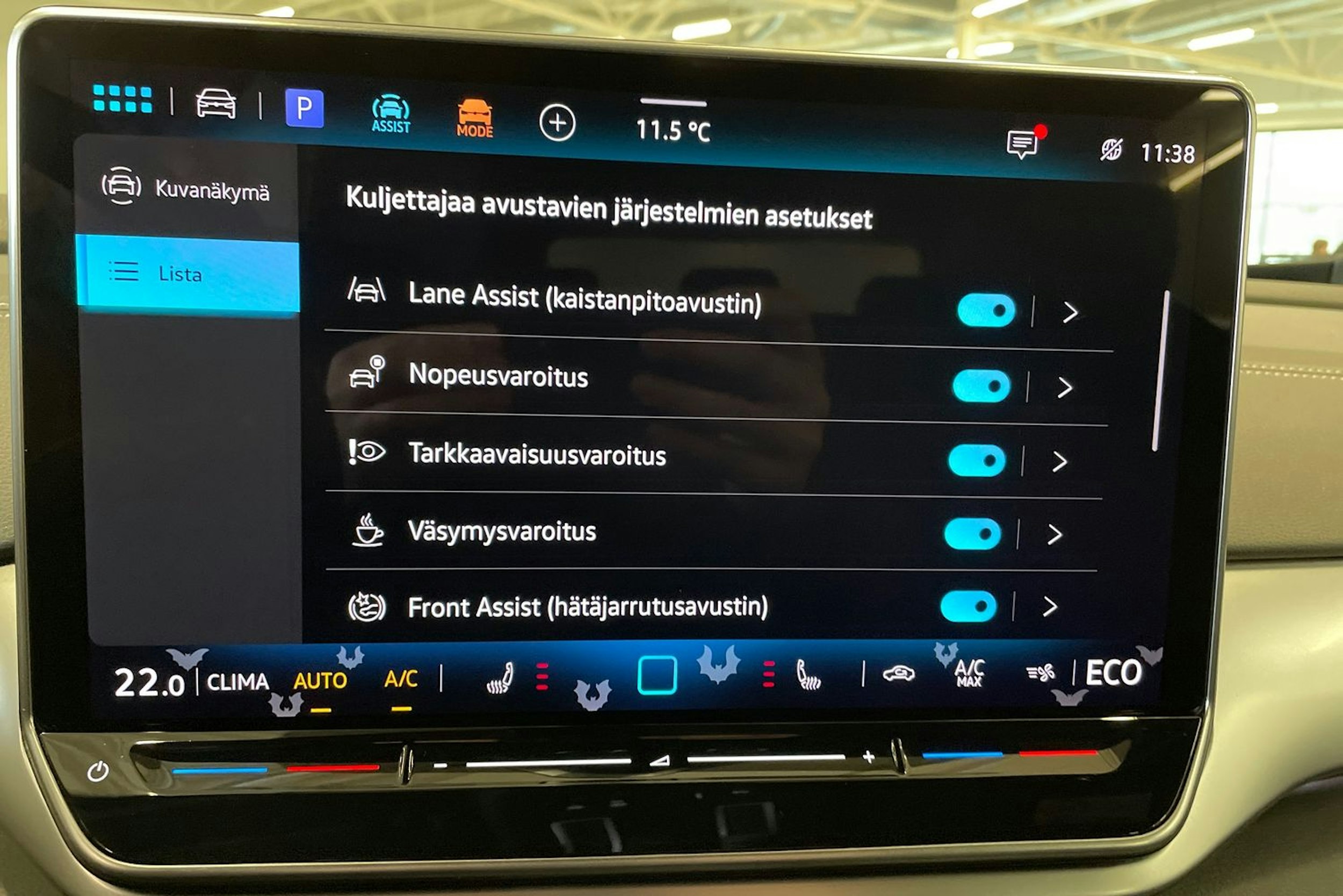 harmaa Volkswagen ID.4 2024 kuva 34.