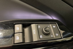 harmaa Volkswagen ID.4 2024 kuva 40.