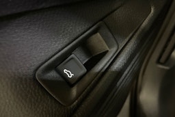 harmaa Volkswagen ID.4 2024 kuva 41.