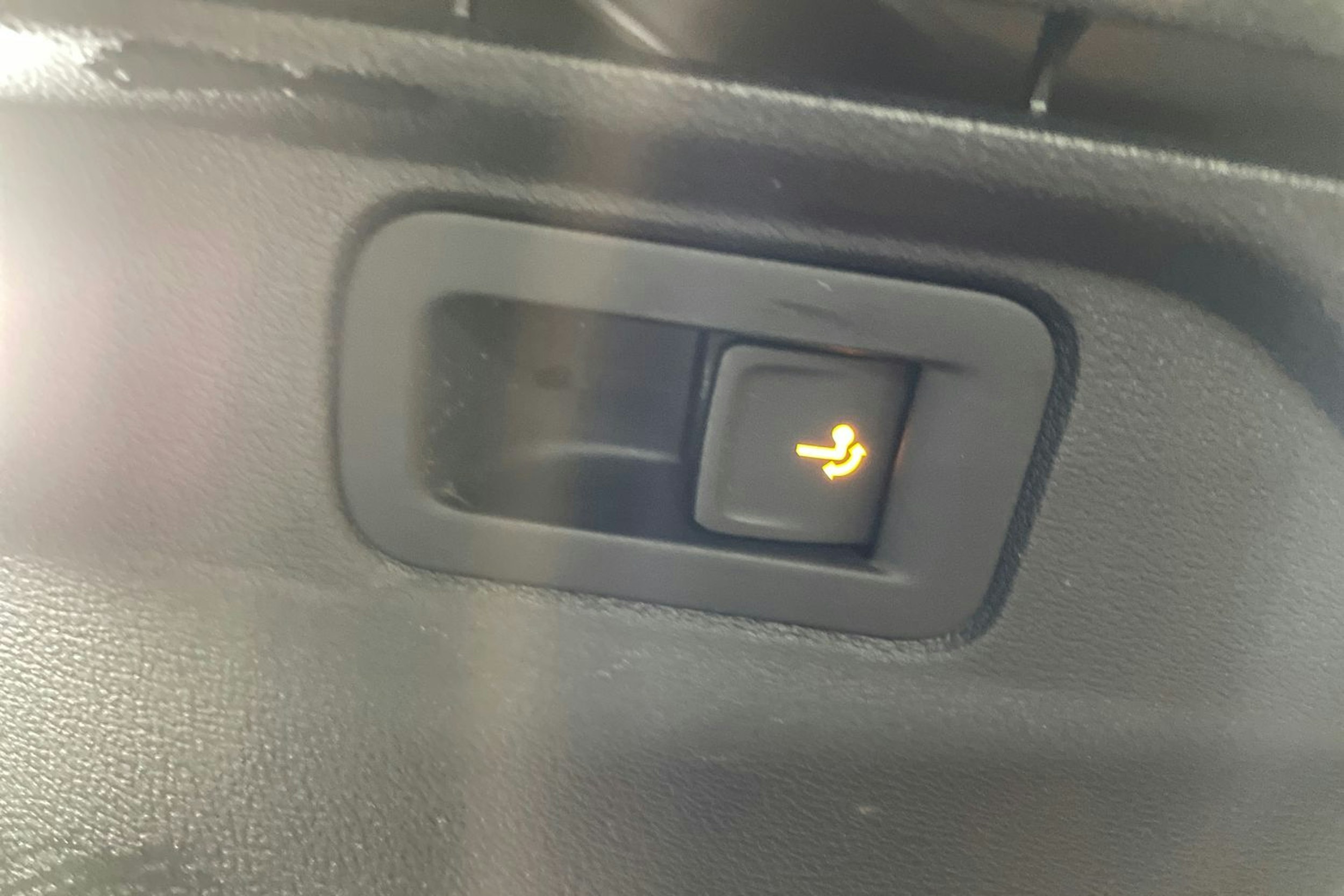 harmaa Volkswagen ID.4 2024 kuva 43.