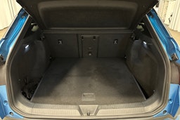 sininen Volkswagen ID.4 2024 kuva 14.
