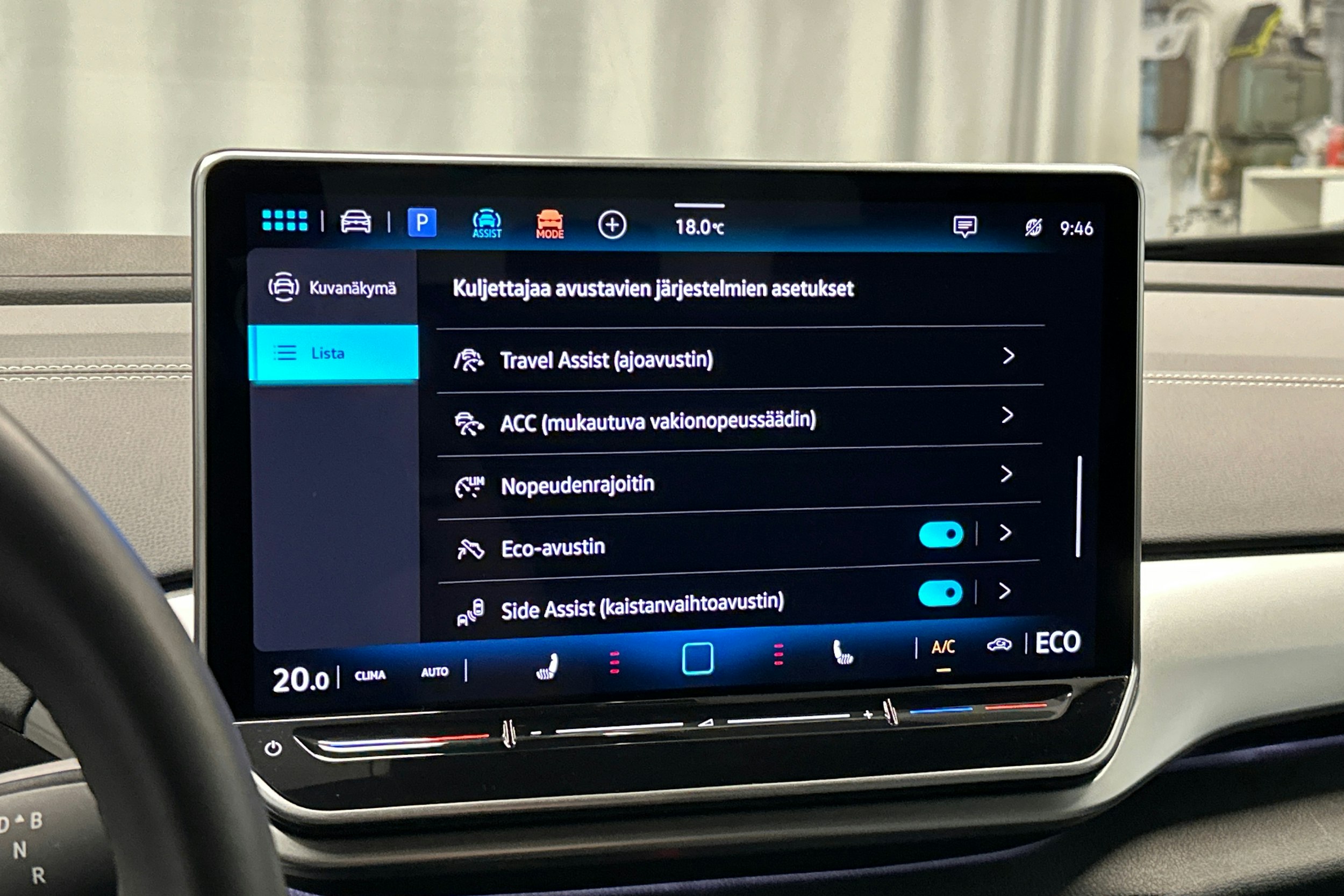 sininen Volkswagen ID.4 2024 kuva 31.