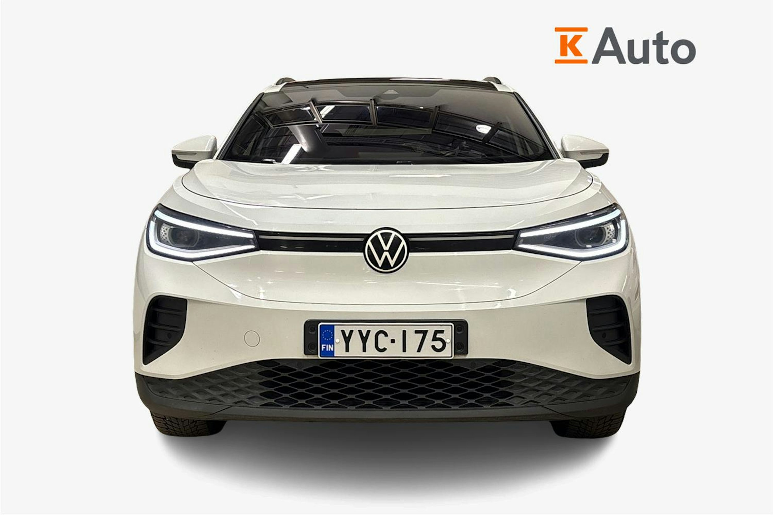 Valkoinen Volkswagen ID.4 2024 kuva 5.