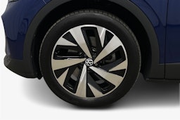 sininen Volkswagen ID.4 2024 kuva 11.