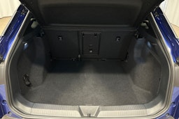 sininen Volkswagen ID.4 2024 kuva 14.