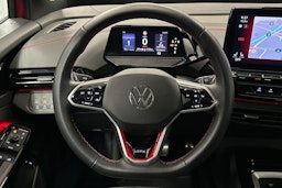 punainen Volkswagen ID.4 2024 kuva 20.