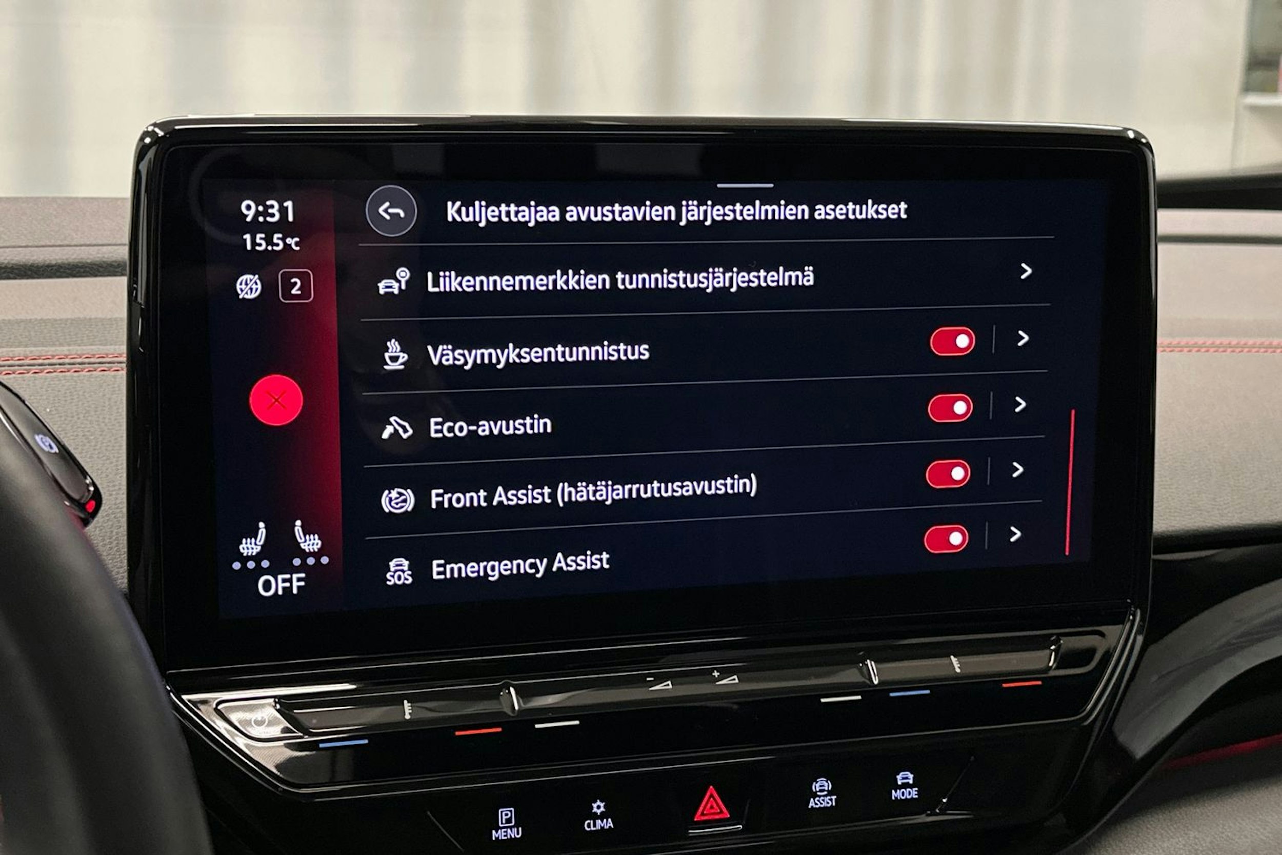 punainen Volkswagen ID.4 2024 kuva 30.