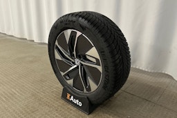 punainen Volkswagen ID.4 2024 kuva 13.