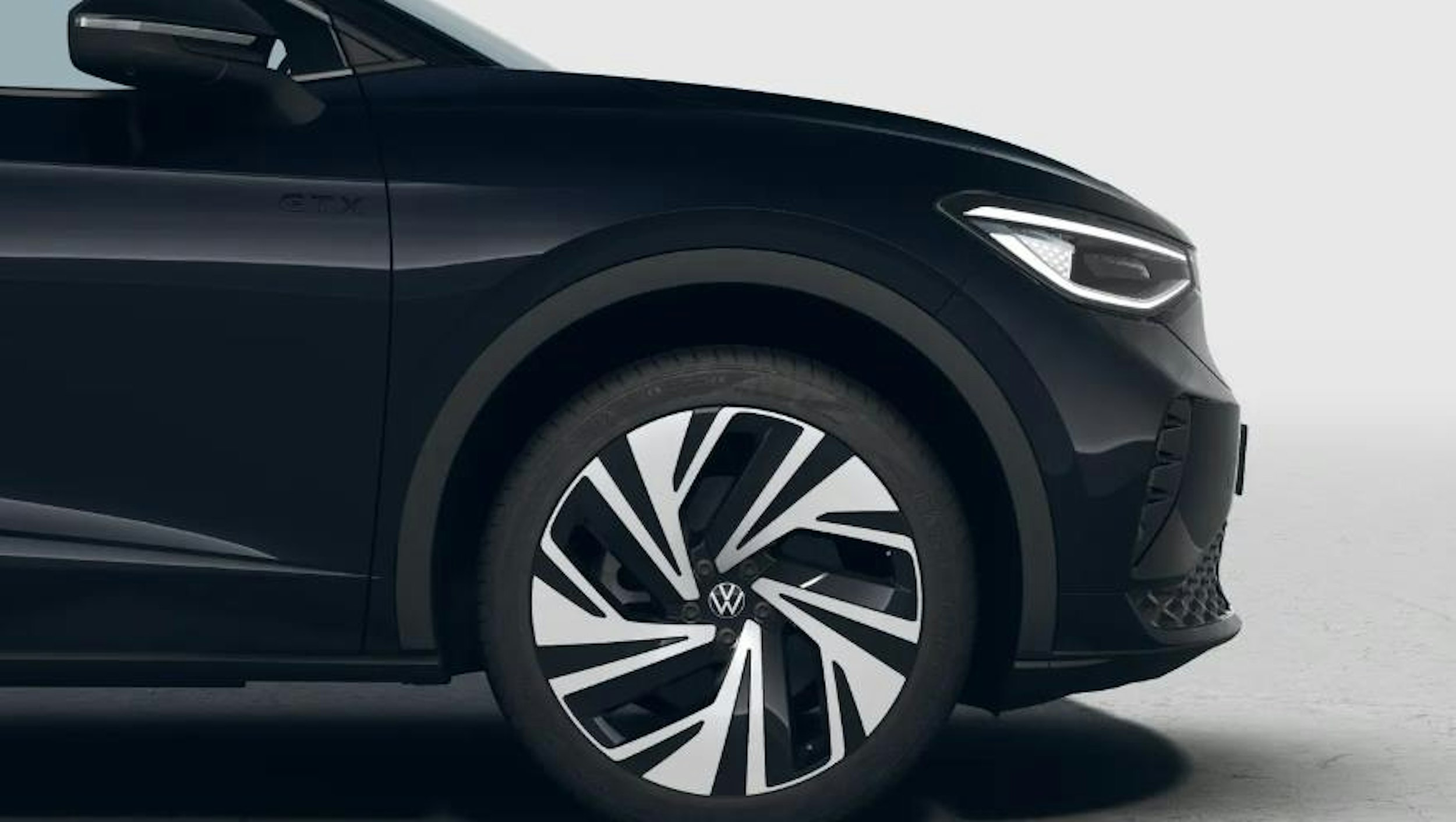 musta Volkswagen ID.4 2025 kuva 5.