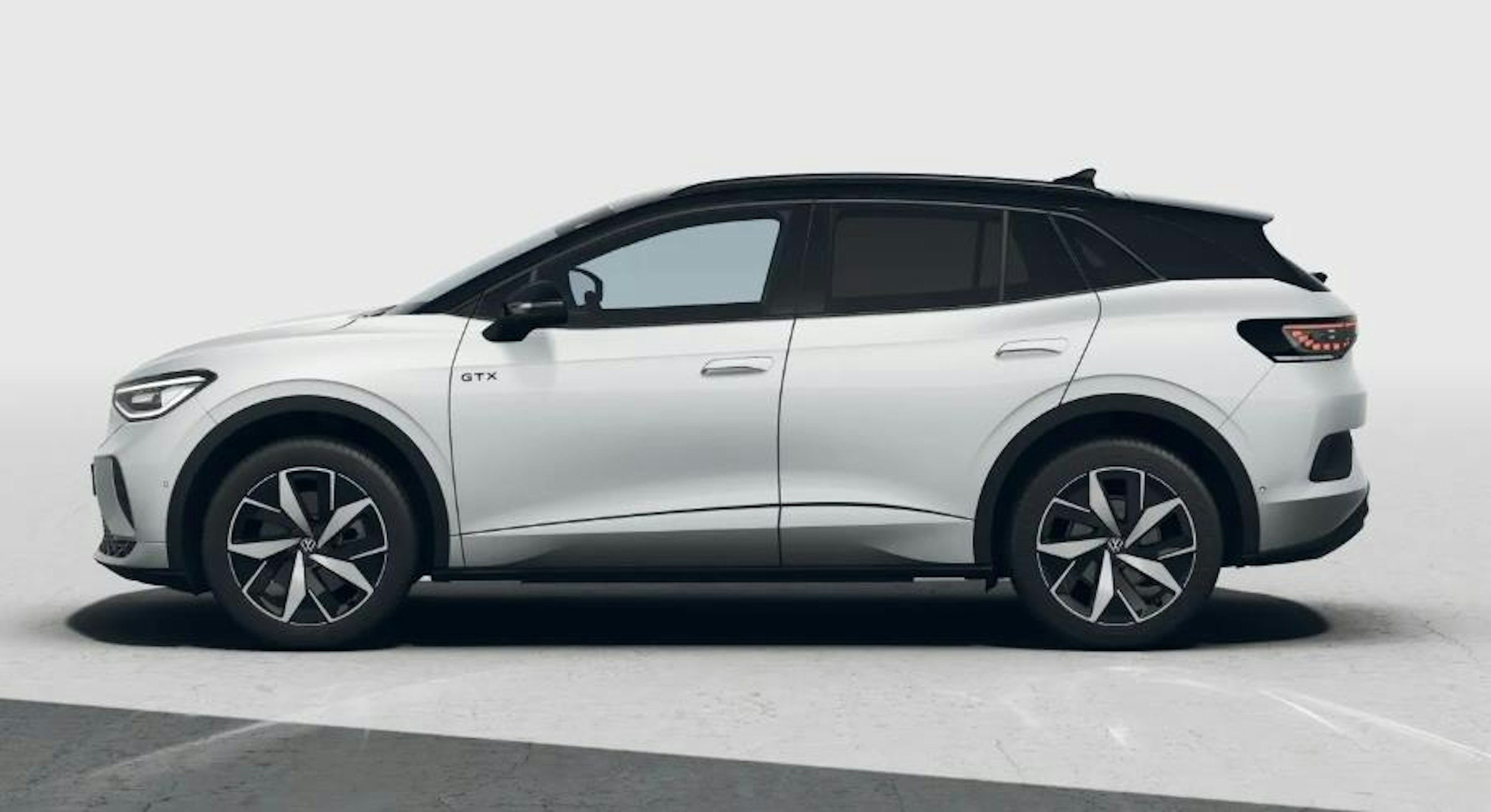 valkoinen Volkswagen ID.4 2025 kuva 2.