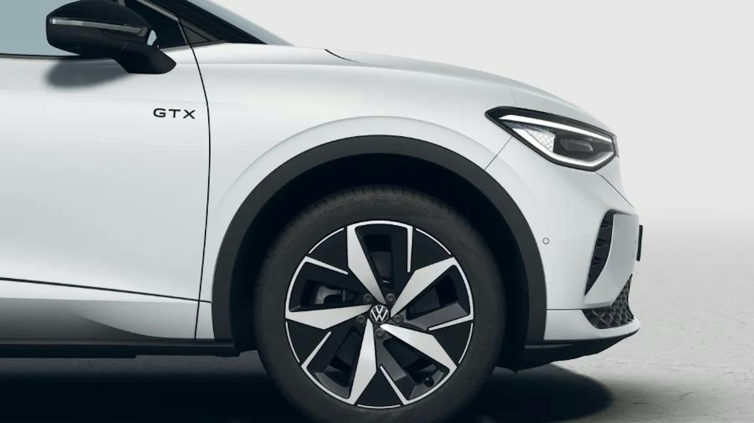 valkoinen Volkswagen ID.4 2025 kuva 5.