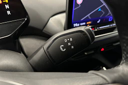 sininen Volkswagen ID.4 2025 kuva 17.