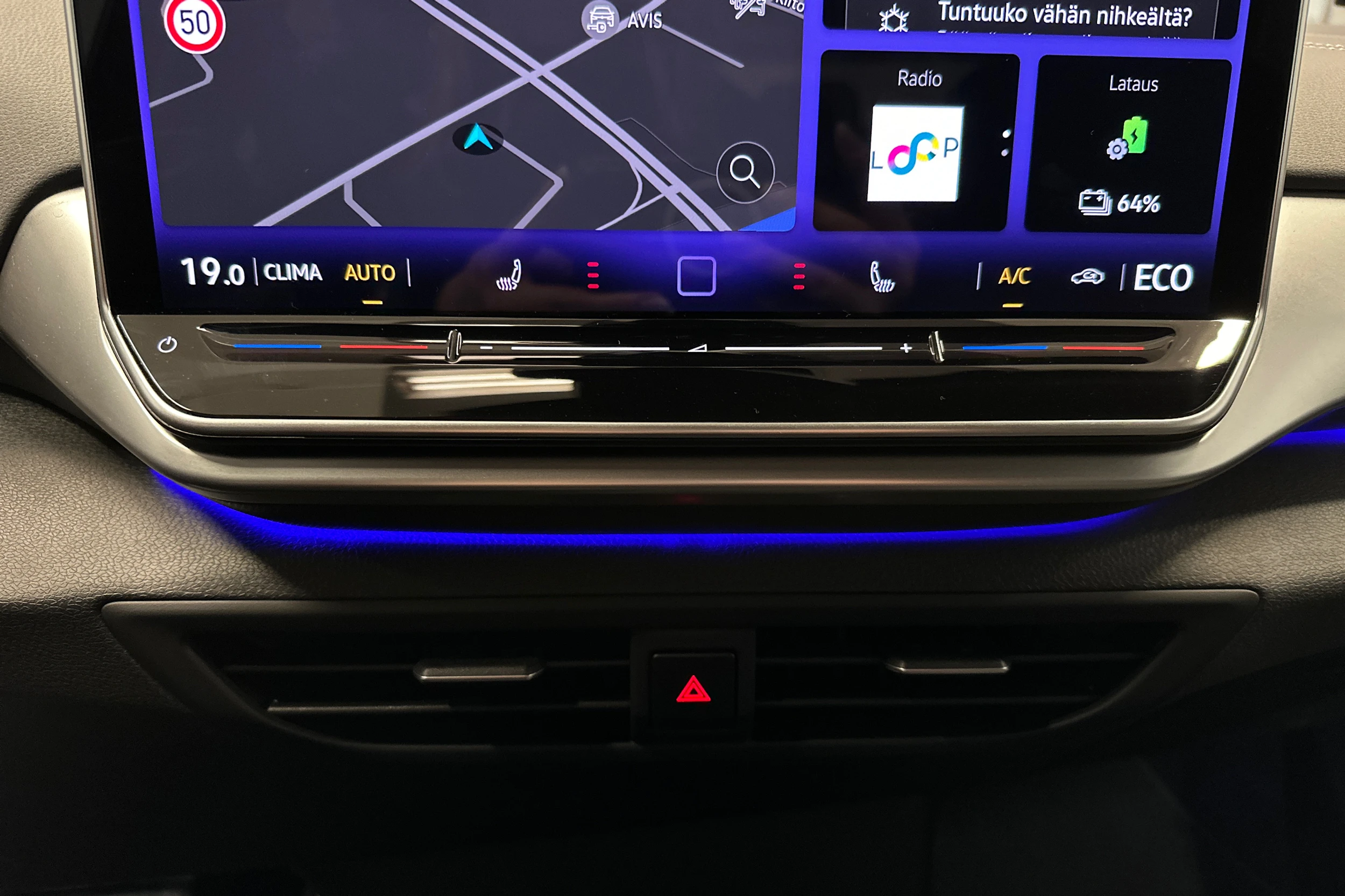 sininen Volkswagen ID.4 2025 kuva 22.