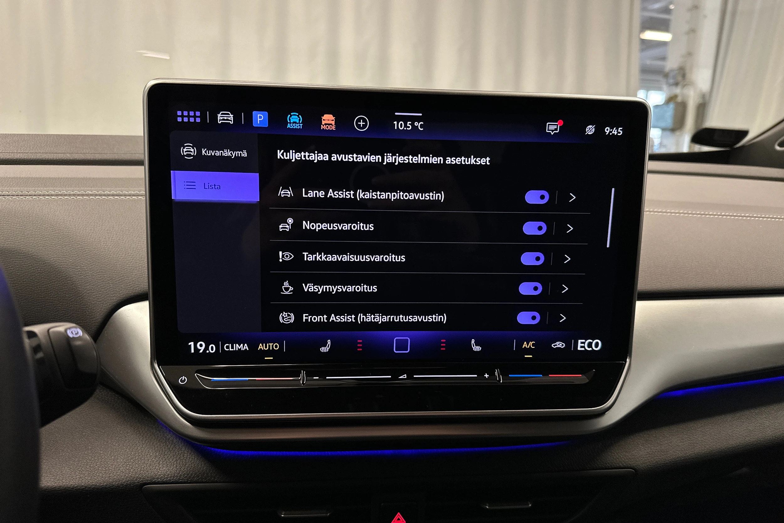 sininen Volkswagen ID.4 2025 kuva 25.