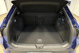 sininen Volkswagen ID.4 2025 kuva 38.
