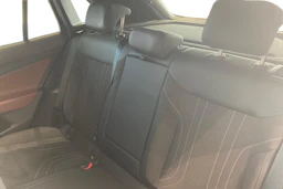 sininen Volkswagen ID.4 2025 kuva 8.