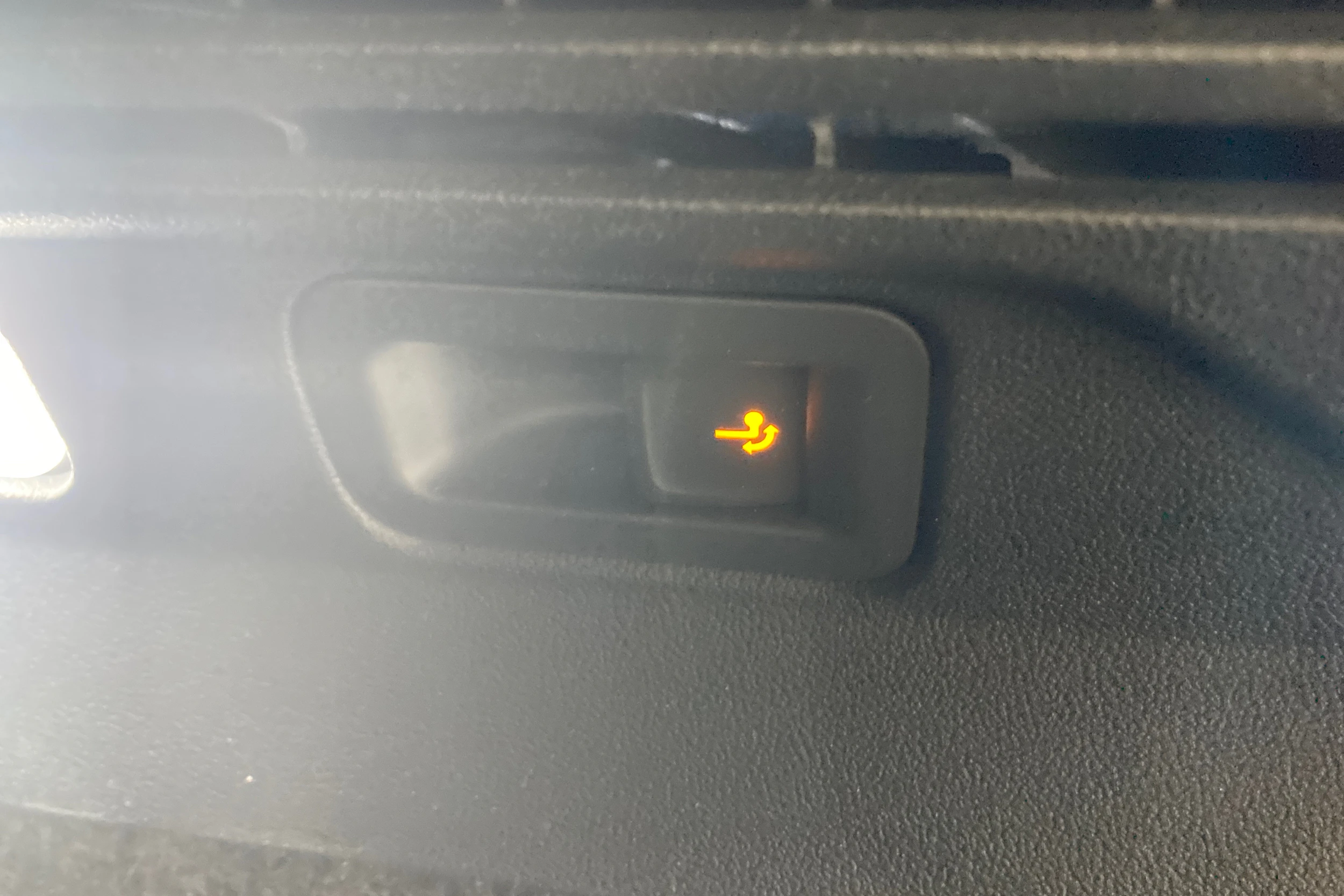 sininen Volkswagen ID.4 2025 kuva 21.