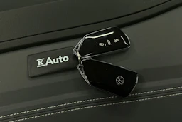 punainen Volkswagen ID.4 2025 kuva 37.