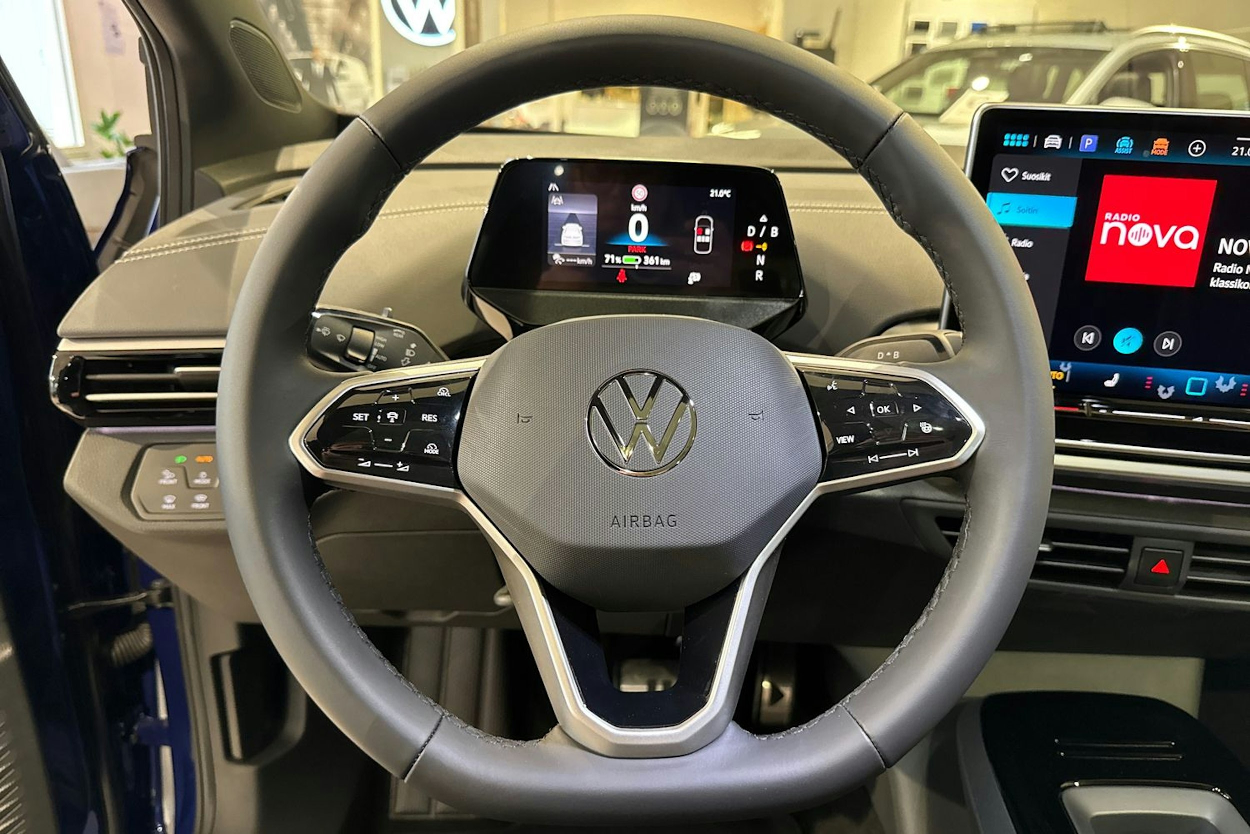 met. sininen Volkswagen ID.4 2025 kuva 12.