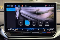 met. sininen Volkswagen ID.4 2025 kuva 30.