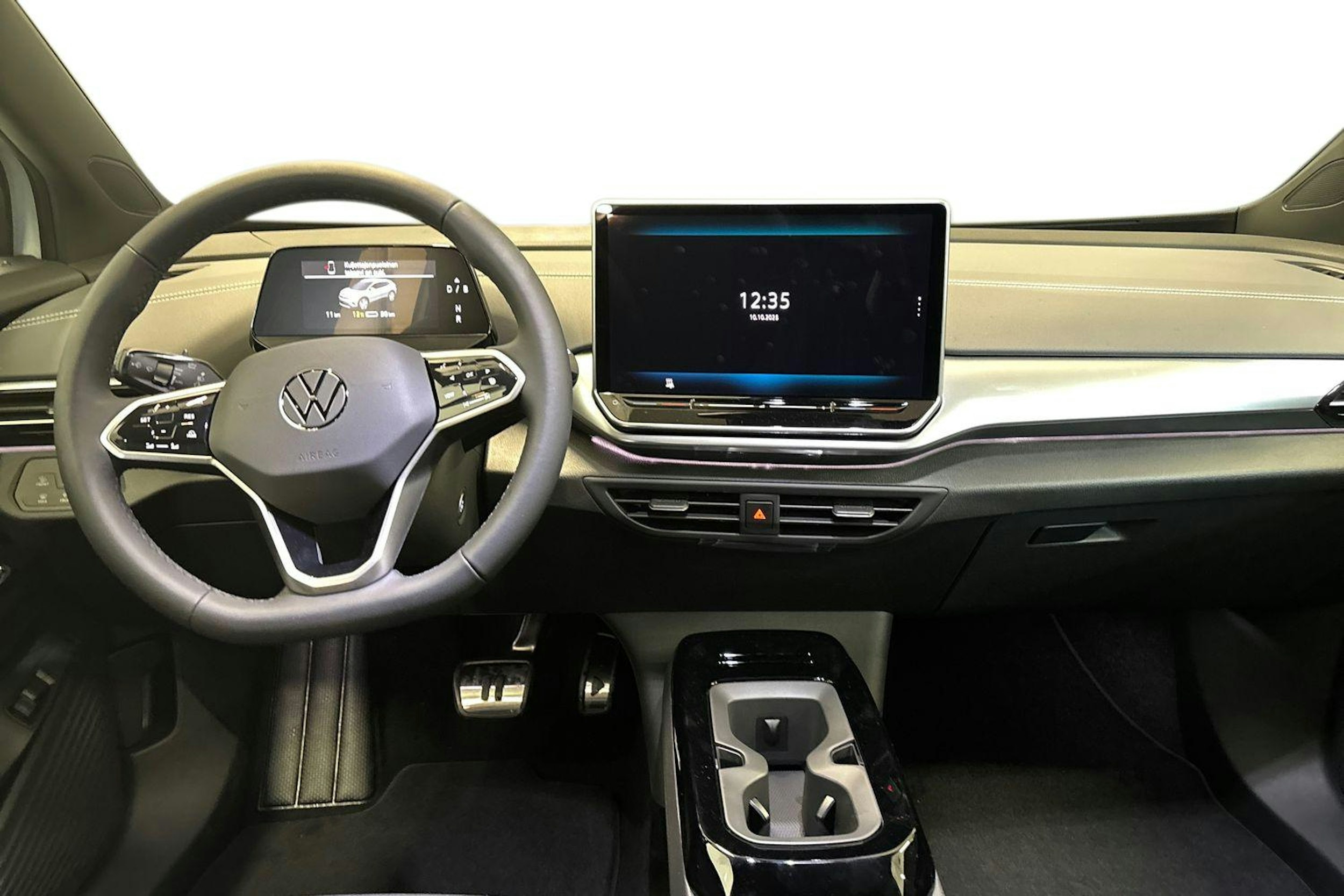 valkoinen Volkswagen ID.4 2025 kuva 7.