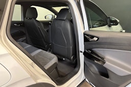 valkoinen Volkswagen ID.4 2025 kuva 15.