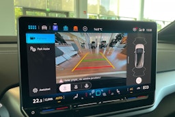 punainen Volkswagen ID.4 2025 kuva 18.