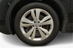 musta Volkswagen ID.4 2025 kuva 11.