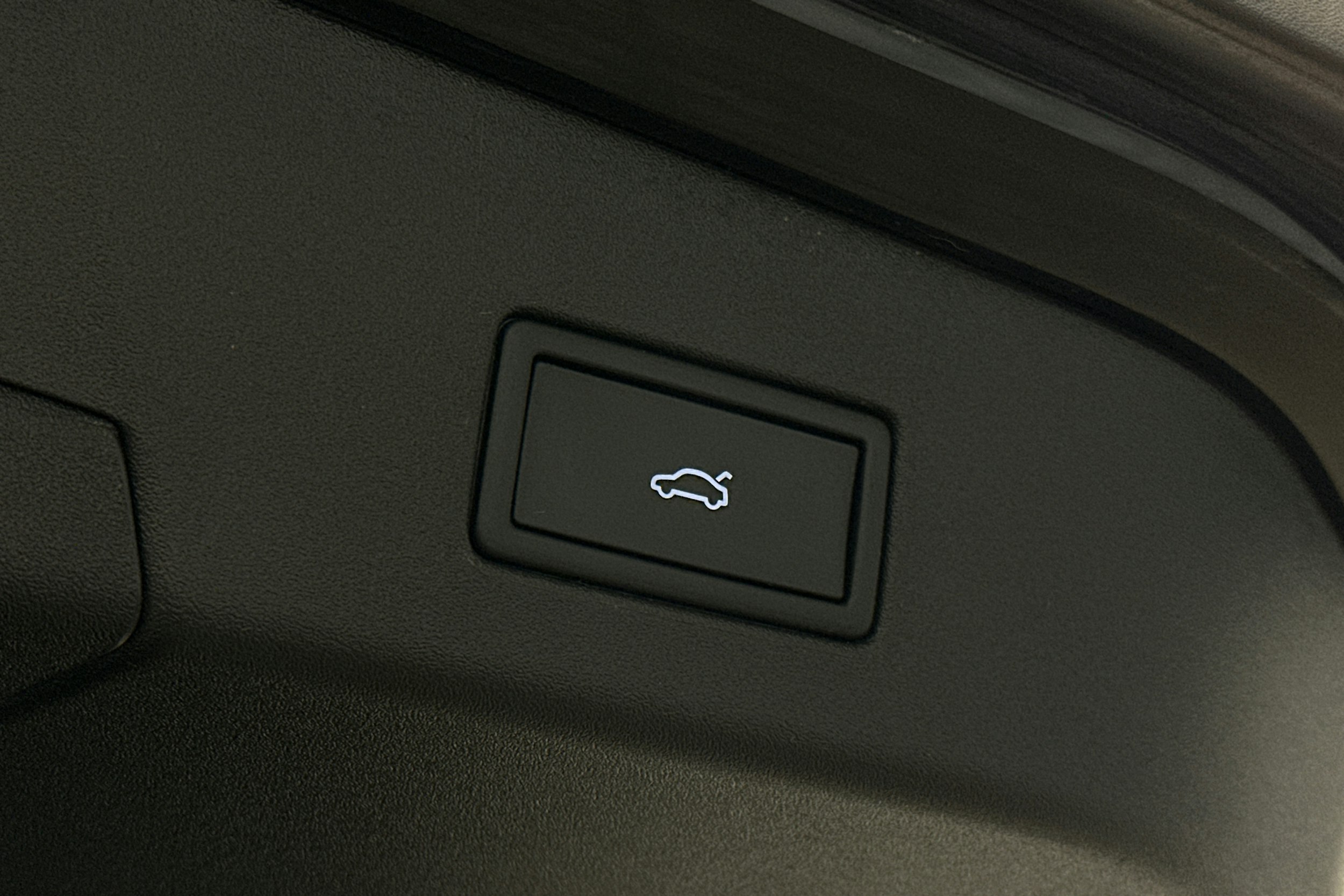 musta Volkswagen ID.4 2025 kuva 15.