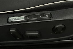 musta Volkswagen ID.4 2025 kuva 20.