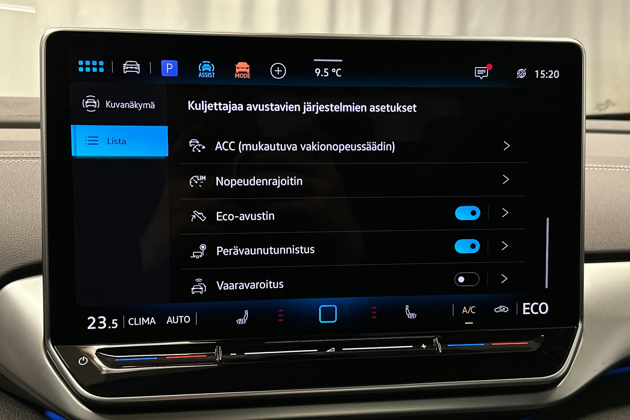 musta Volkswagen ID.4 2025 kuva 32.