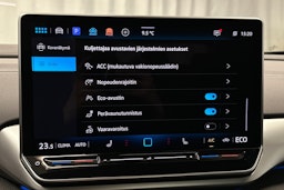 musta Volkswagen ID.4 2025 kuva 32.