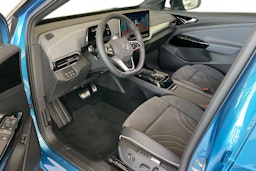 sininen Volkswagen ID.4 2025 kuva 6.