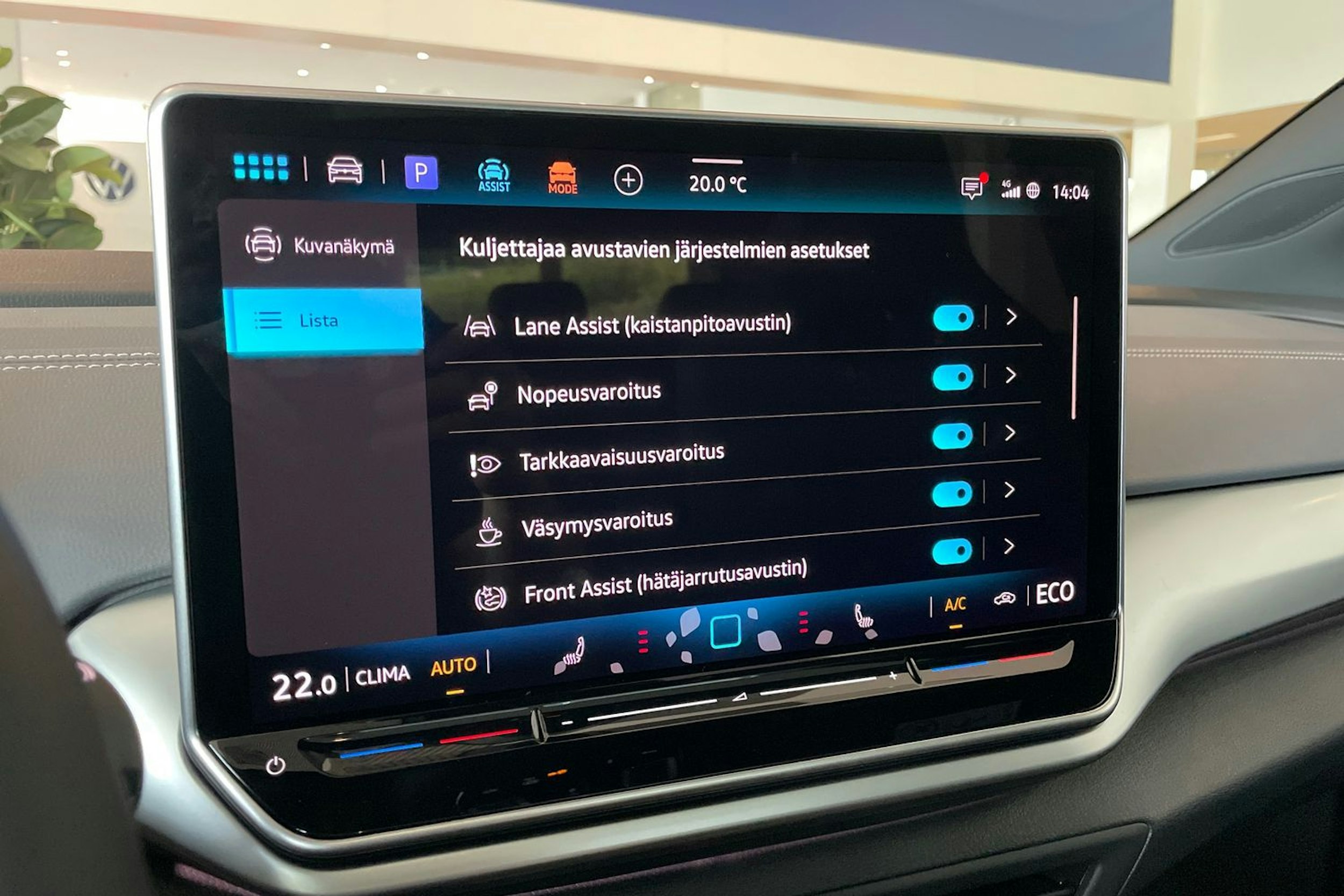sininen Volkswagen ID.4 2025 kuva 16.