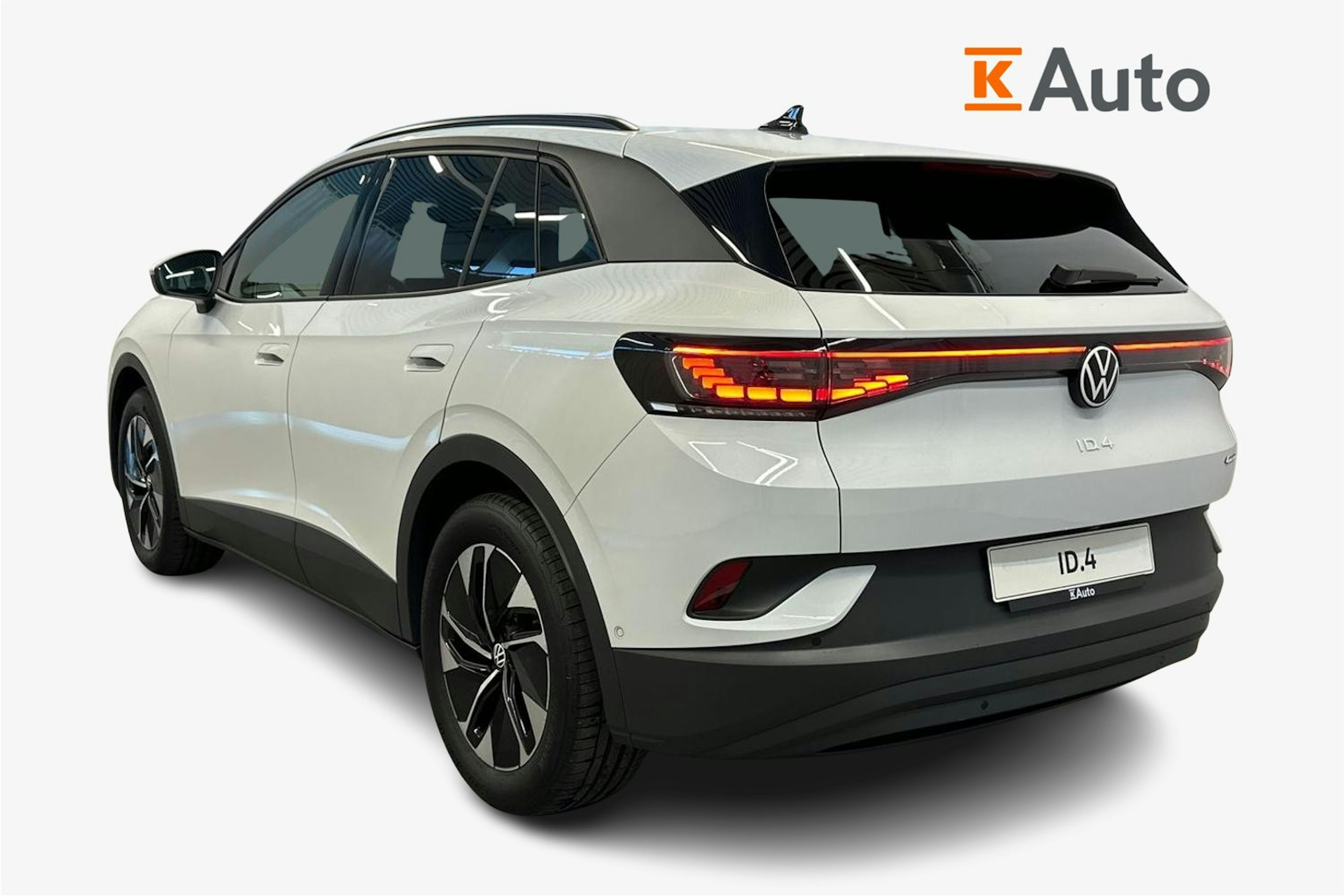 valkoinen Volkswagen ID.4 2025 kuva 2.