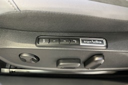valkoinen Volkswagen ID.4 2025 kuva 17.