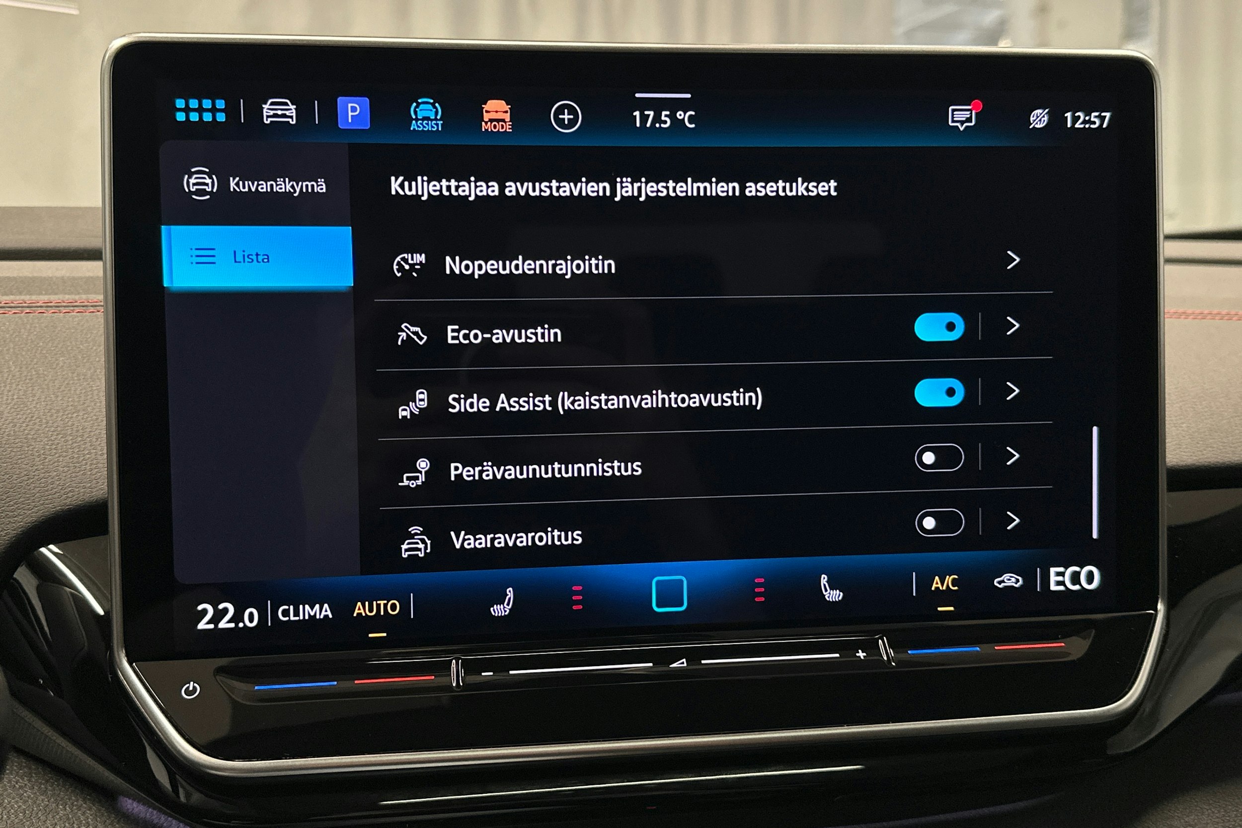 punainen Volkswagen ID.4 2025 kuva 30.