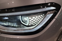harmaa Volkswagen ID.4 2025 kuva 16.