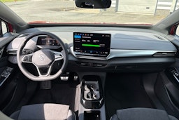 punainen Volkswagen ID.4 2025 kuva 7.